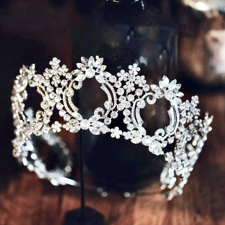 "Everleigh" - Pearl and Crystal Bridal Tiara - Available in Gold and Silver