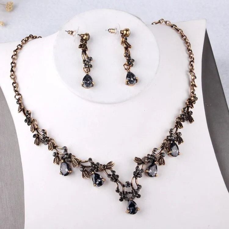"Keeley" - Victorian Gothic Black Bridal 3-Piece Jewelry Set With Tiara