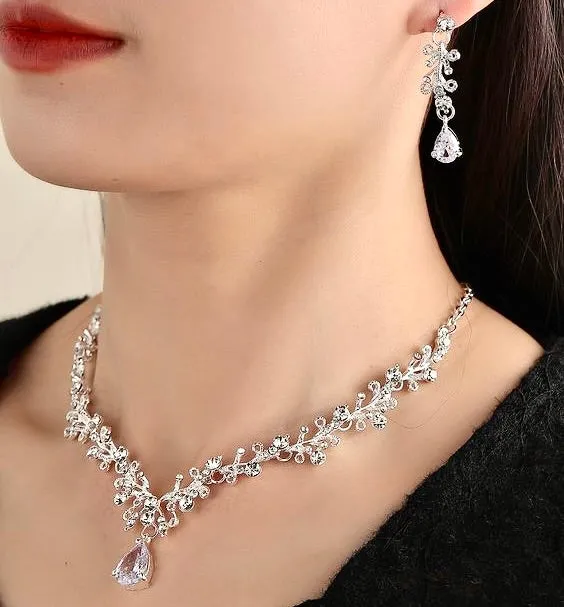 "Liana" - Bridal 3-Piece Jewelry Set With Tiara - Available in Gold and Silver